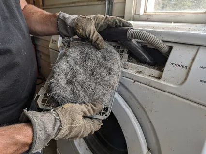 Cleaning Dryer Lint Trap service in Manhattan Beach, CA